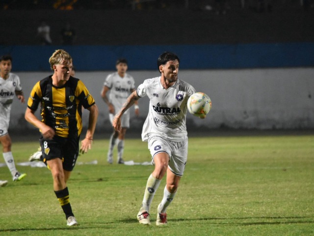 Vuelve el de los golazos: Nadir Hadad es refuerzo de Racing
